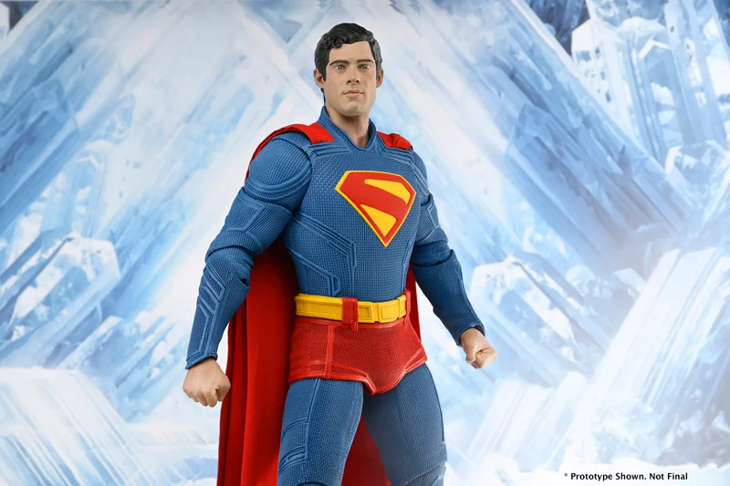 NECA Figura de Accion: DC Superman 2025 - Superman Escala 1/4