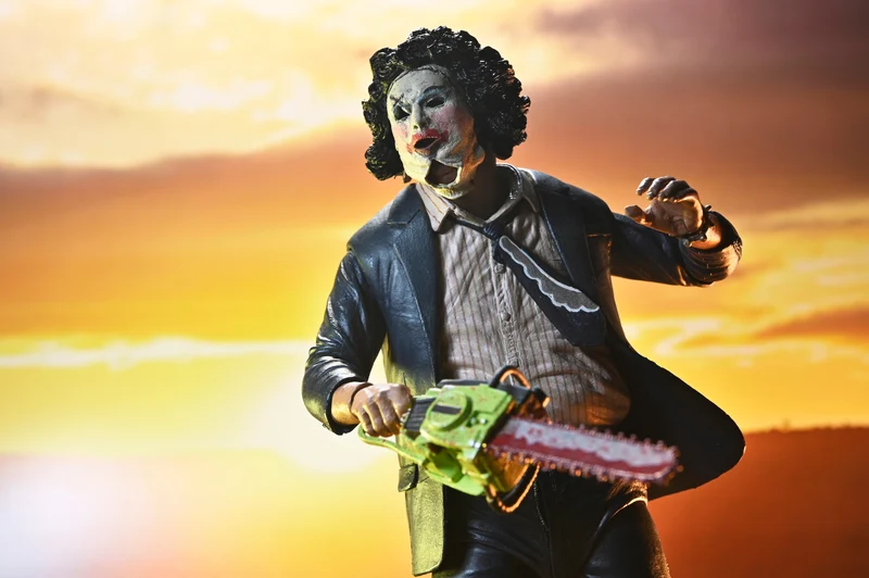 NECA Figura de Accion: Masacre En Texas 50 Aniversario - Pretty Woman Leatherface 7 Pulgadas
