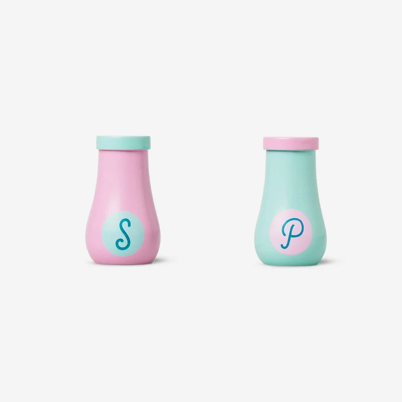 Salt and pepper wooden playset
