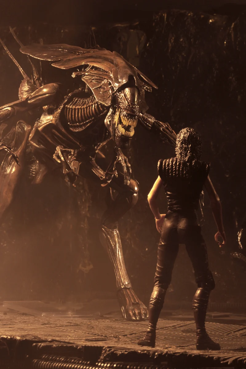 NECA Ultra Deluxe Boxed Figure: Alien 40 Aniversario - Alien Queen Resurrection Deluxe