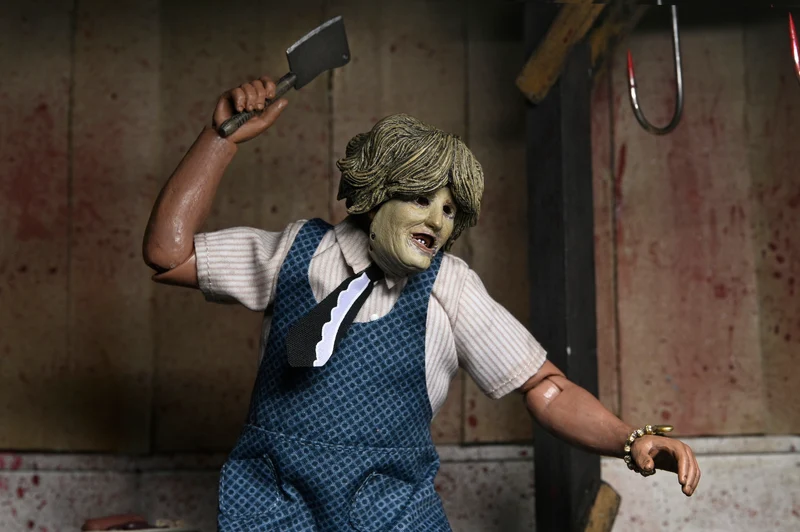 NECA Figura de Accion Vestida: La masacre de Texas - Leatherface con mascara de anciana 8 Pulgadas