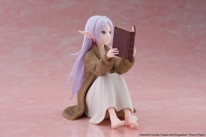 Taito Figures Desktop Cute: Frieren Beyond Journeys End - Frieren Roomwear