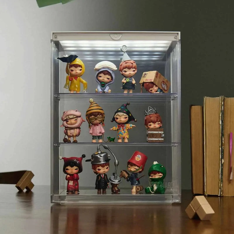 POP MART: POP MART 400% - Assemblable Lighted Display Container