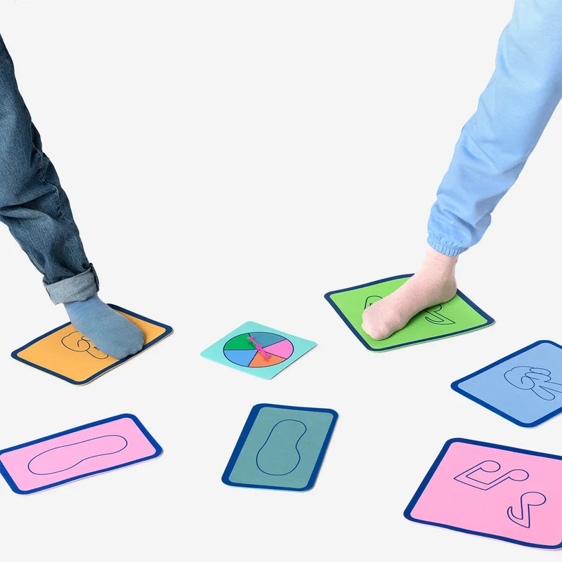 Avoid-the-floor game