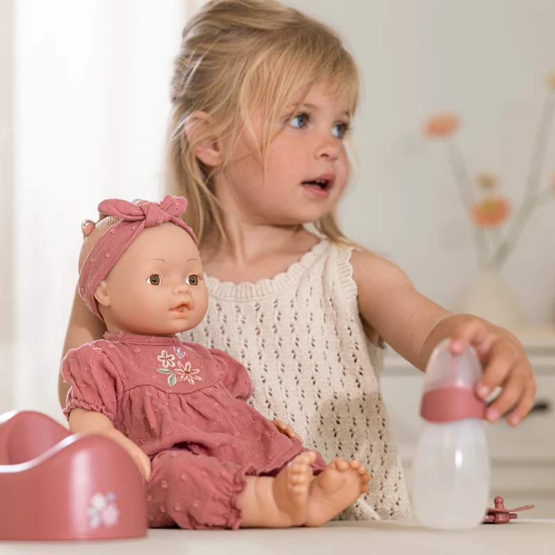 Muñeca Cuidados Livia · Little Dutch