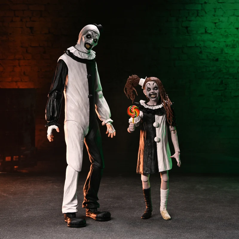 NECA Figura de Accion Ultimate: Terrifier 2 - Art the Clown y Little Pale Girl 2 Pack 7 Pulgadas