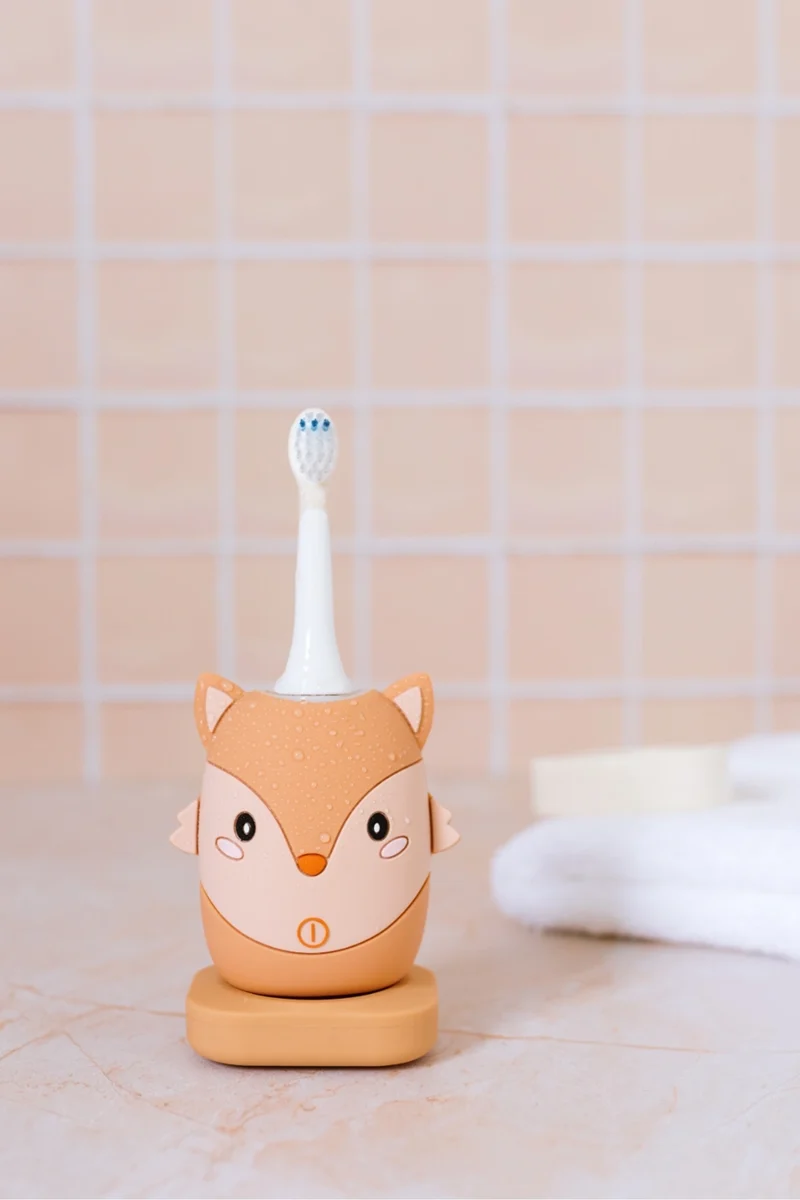 Zoo Toothbrush Fox · The Zoofamily