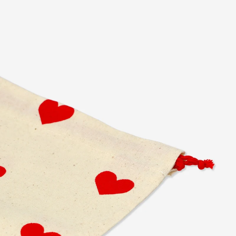 Reusable gift bags with red hearts - 2 pcs