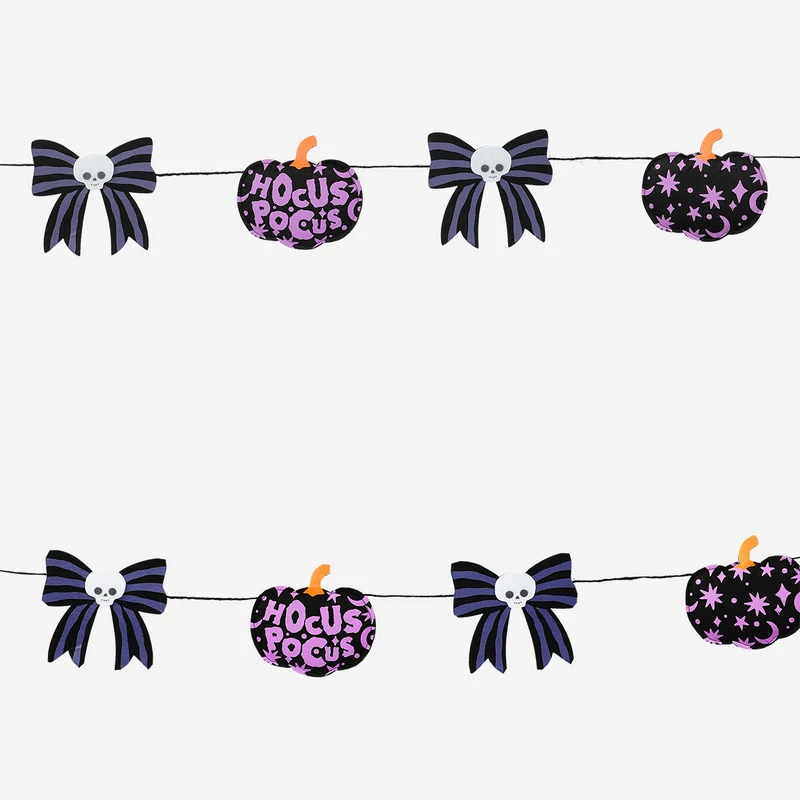 Halloween felt garland with pumpkins and bows - 300 cm