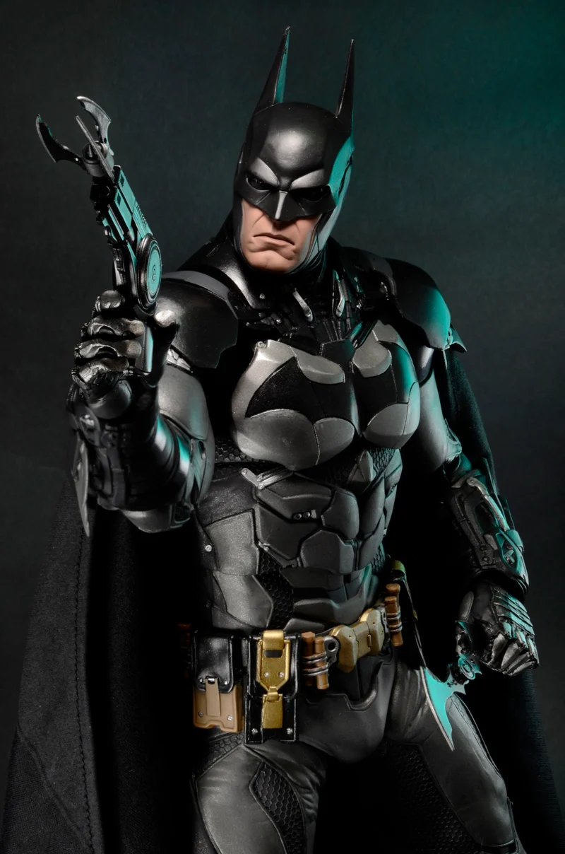 NECA Figura de Accion: Batman Arkham Knight - Batman Escala 1/4