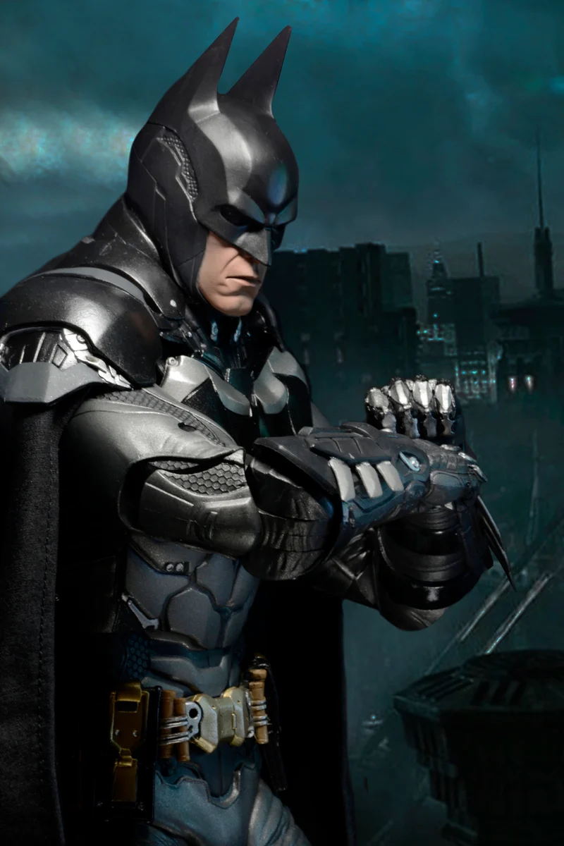 NECA Figura de Accion: Batman Arkham Knight - Batman Escala 1/4