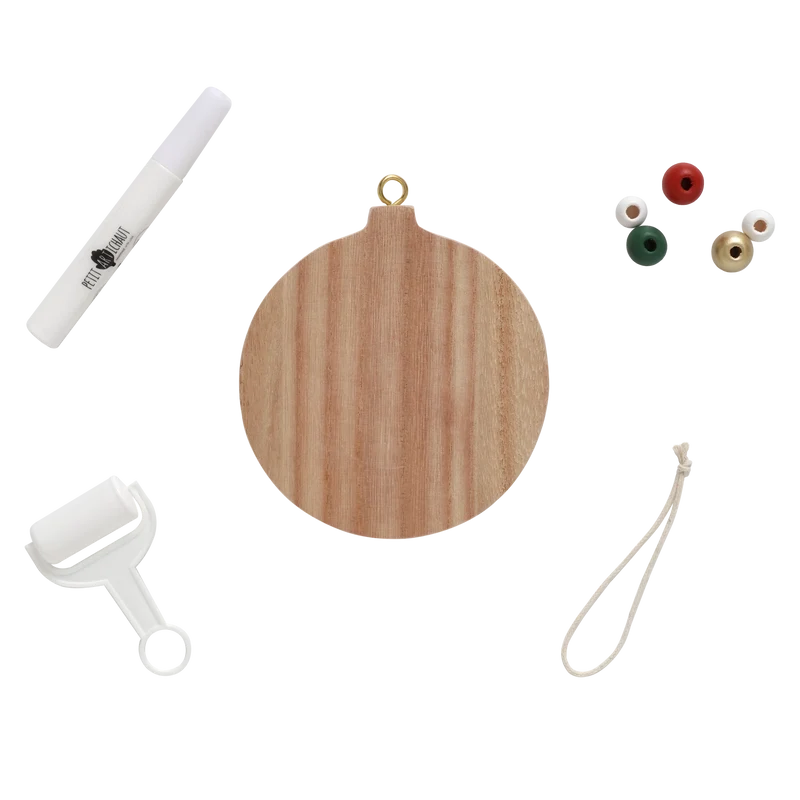 Bola de Navidad con huella – Madera · Petit Artichaut