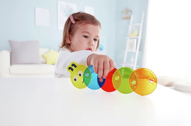 Oruga multicolor · Hape