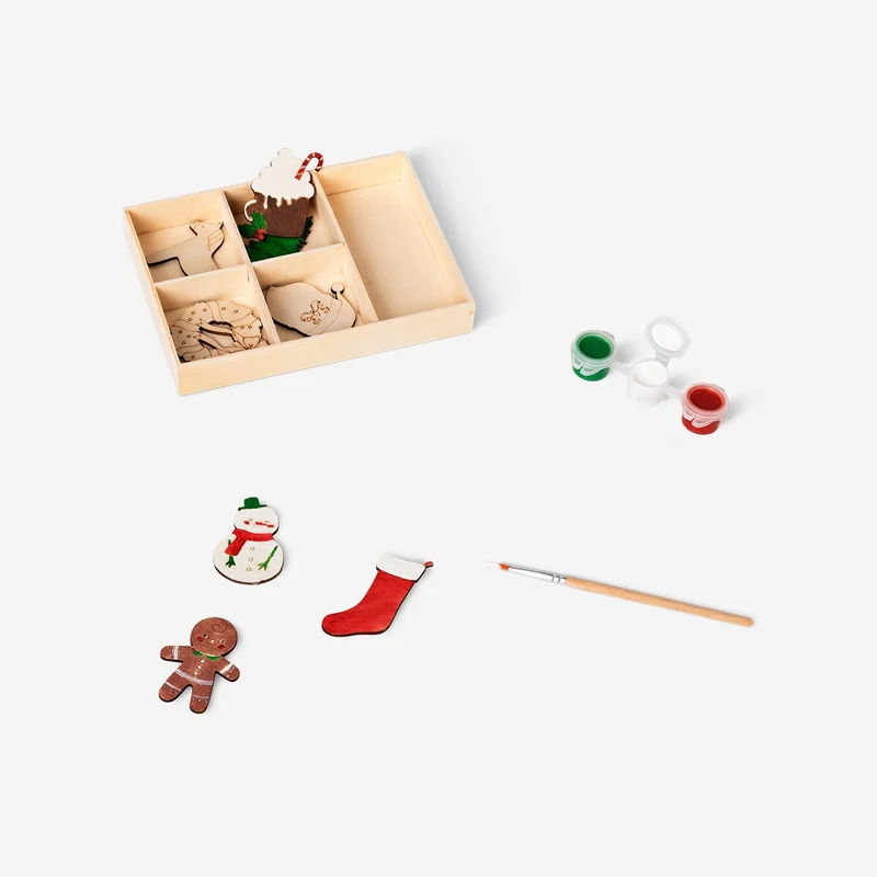 DIY wooden Christmas decorations