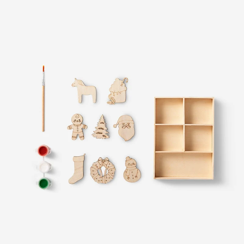 DIY wooden Christmas decorations