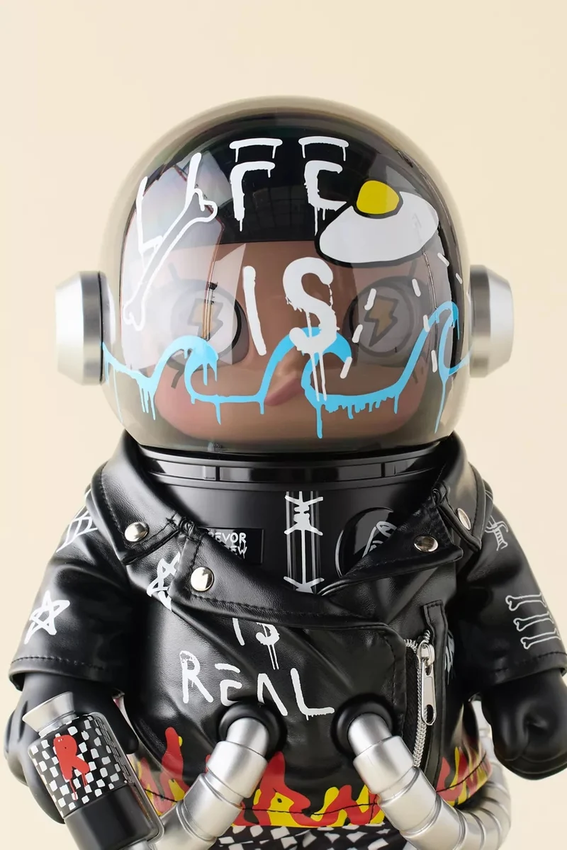 POP MART: MEGA SPACE MOLLY 400% - Trevor Andrew
