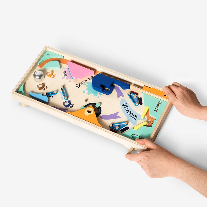 Desktop pinball game