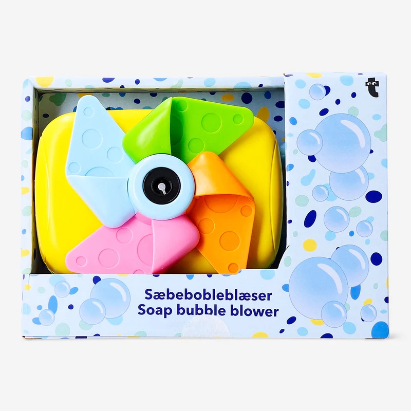 Soap bubble blower as camera