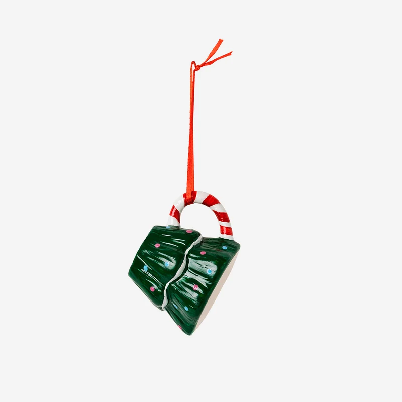 DIY hanging mug decoration
