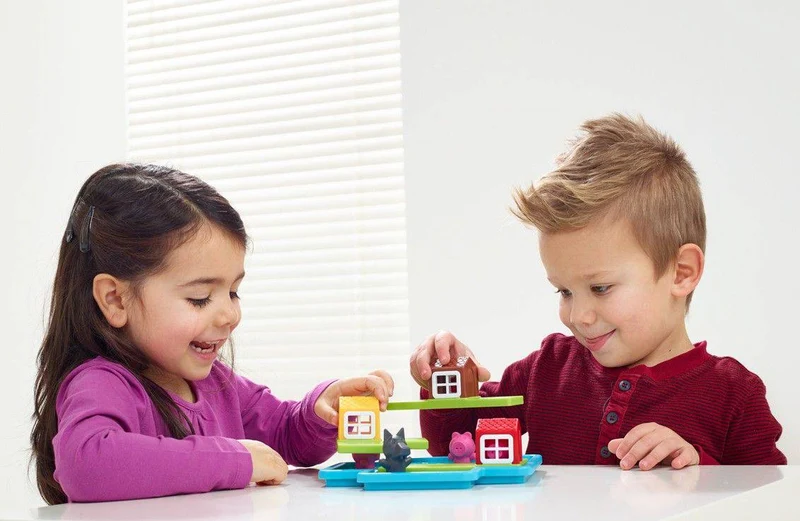Los Tres Cerditos · Smart Games