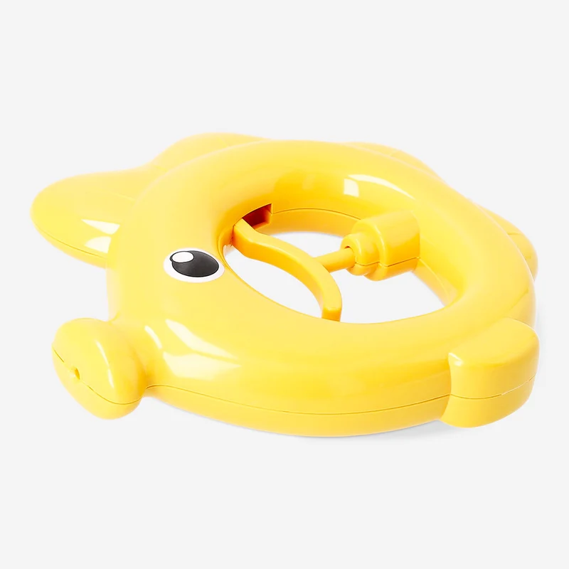 Water blaster as yellow fish