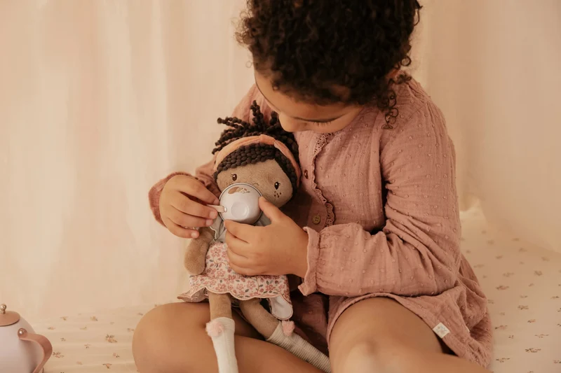 Evi Muñeca Blandita Nueva · Little Dutch