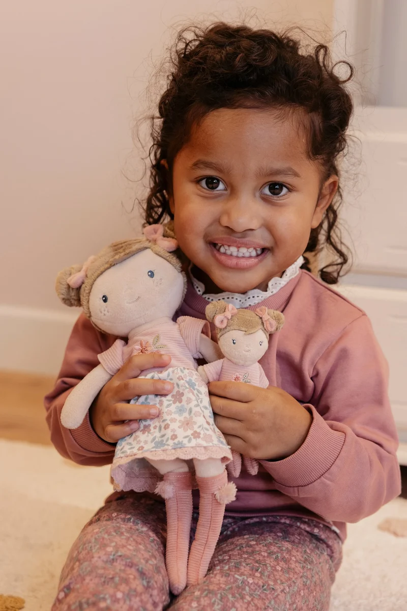 Rosa Muñeca Blandita Pequeña Nueva · Little Dutch