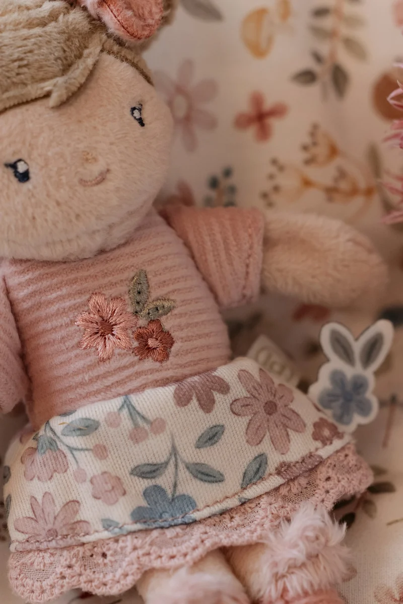 Rosa Muñeca Blandita Pequeña Nueva · Little Dutch