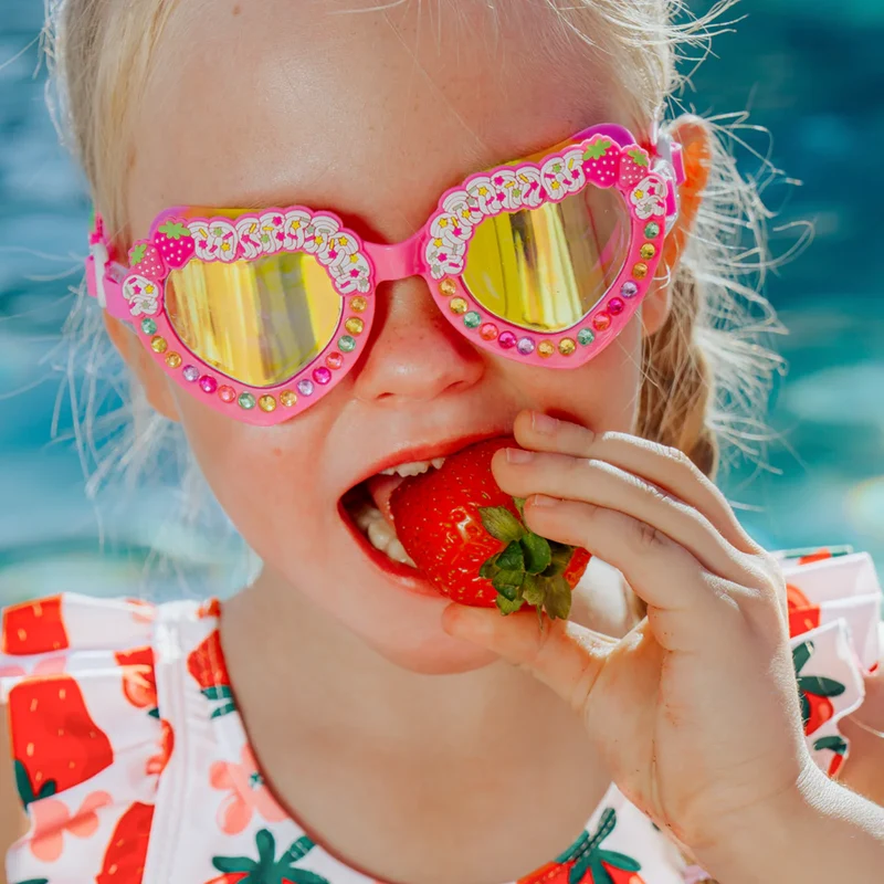 Shortcake Strawberries & Cream · Bling2o
