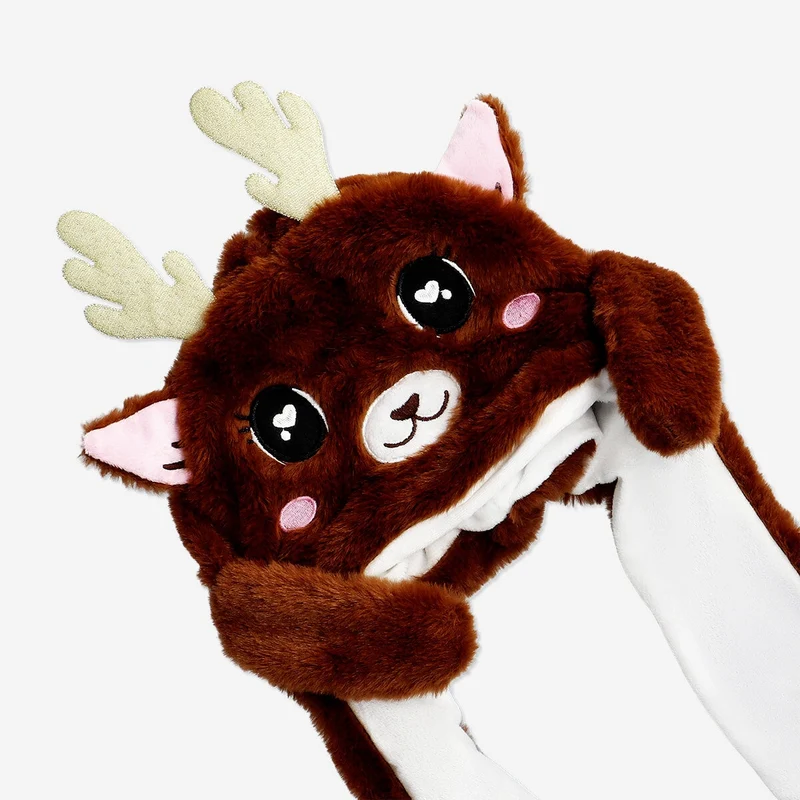 Reindeer hat with moving hands