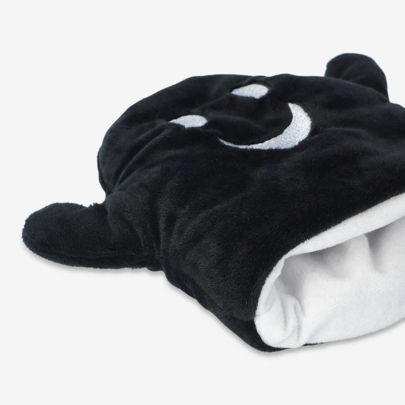 Cuddly friend. 2-in-1