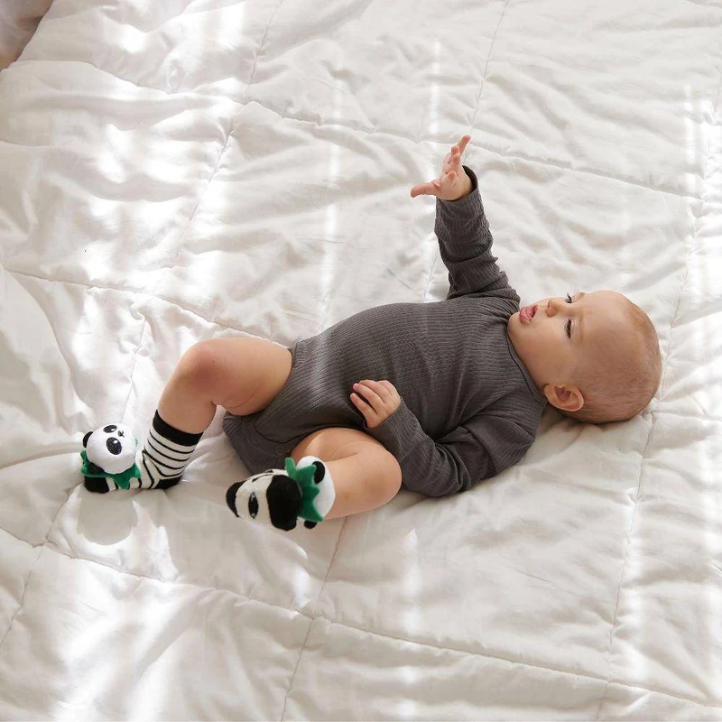 Attipas Stimulation Socks Panda