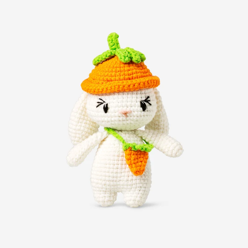 DIY crochet Easter bunny