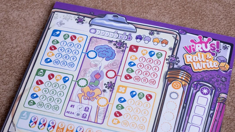Virus! Roll & Write - Juego de mesa - Tranjis - 2-4 jugadores - 8+ años - 20 min