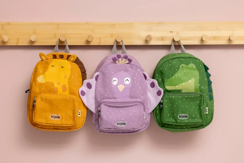 Mochila · Mr. Giraffe · Trixie