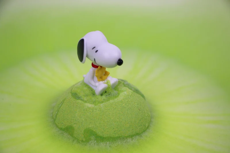 Bomba de baño surprise Snoopy · Zimpli