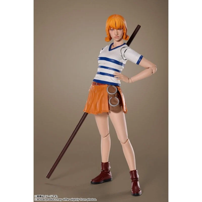 Figura Articulada Nami - One Piece Netflix SH Figuarts