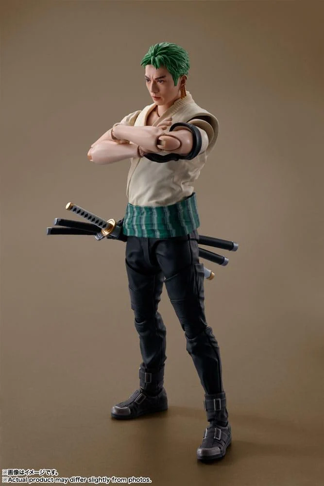 Figura Articulada Roronoa Zoro - One Piece Netflix SH Figuarts