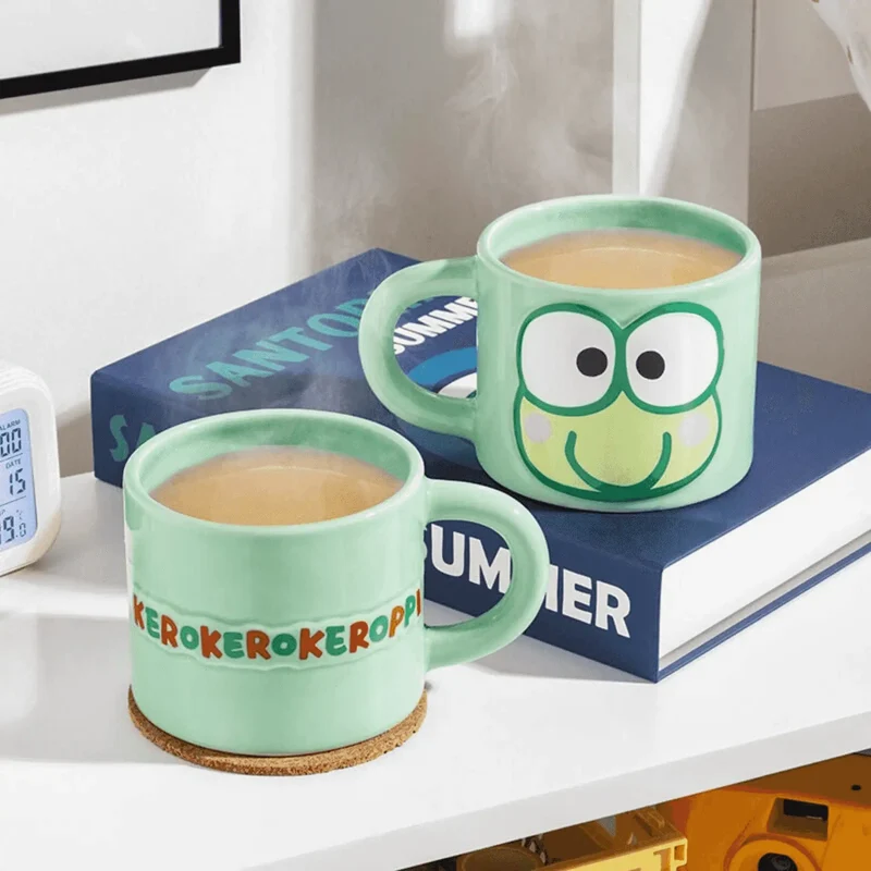 Taza Keroppi en relieve Hello Kitty – 400 ml – Paladone