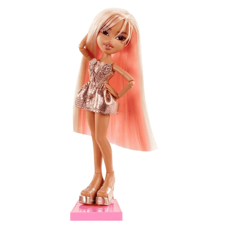 Bratz x Karol G Collector Doll con 3 looks y accesorios