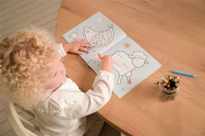 Libro colorear Pequeña Granja · Little Dutch