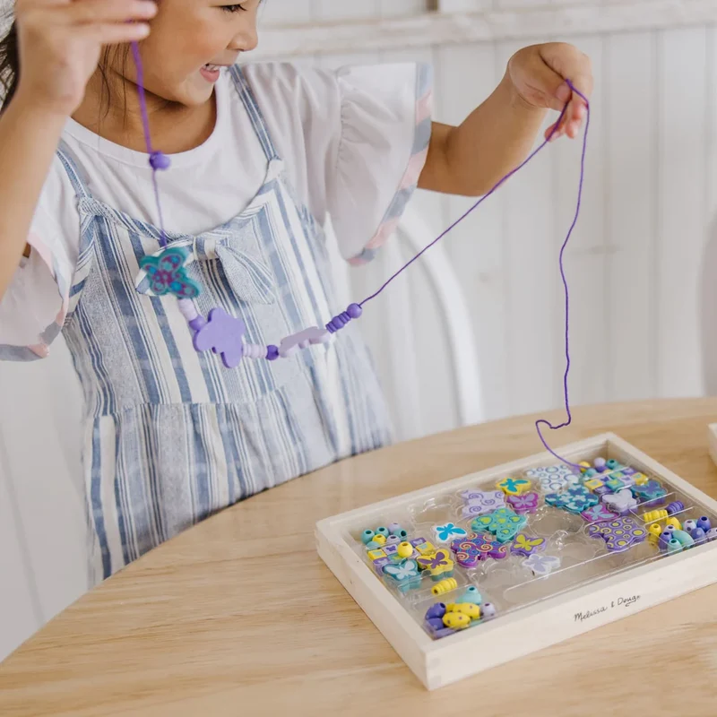 Cuentas de Madera Mariposas · Melissa & Doug