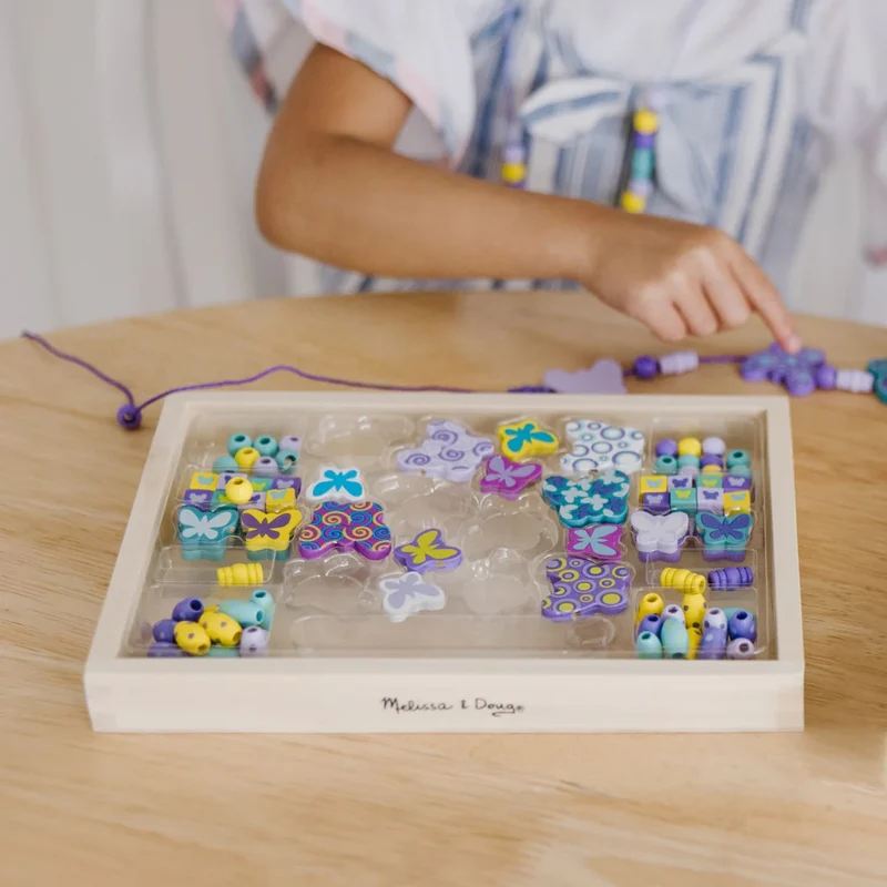 Cuentas de Madera Mariposas · Melissa & Doug