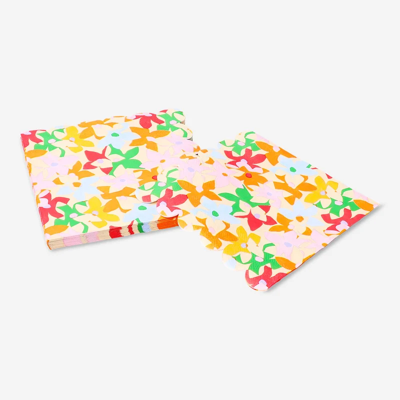 Napkins with florals and scalloped edges - 16 pcs