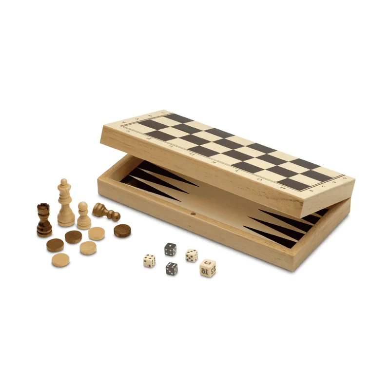 Ajedrez Damas y Backgammon Game Planet Classics