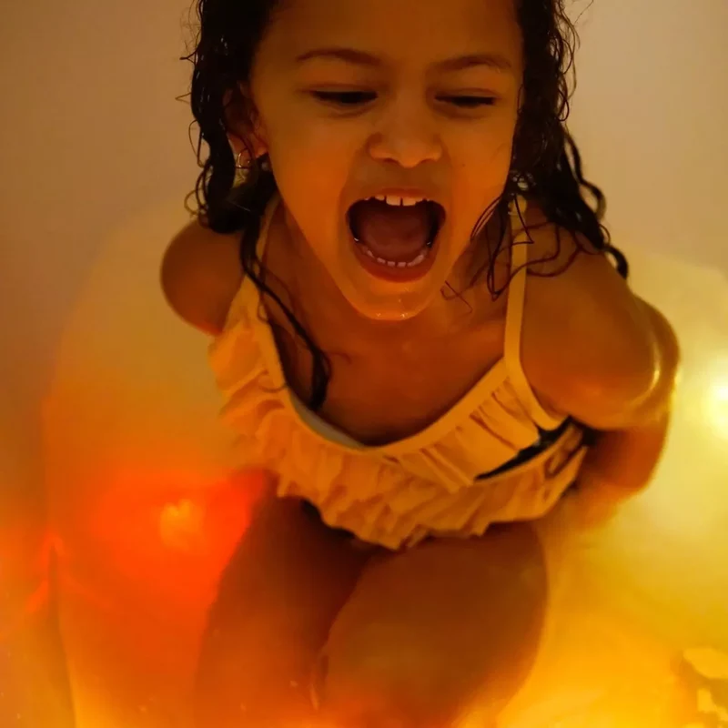 GloPals Cubos luz para el baño Julia