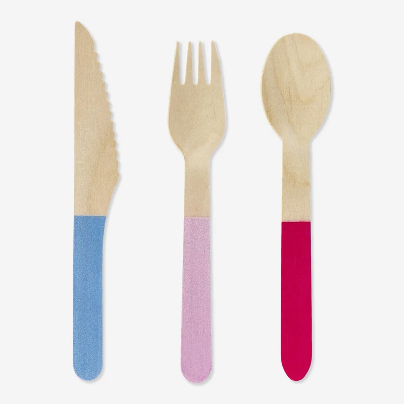 Wooden cutlery. For 4 people