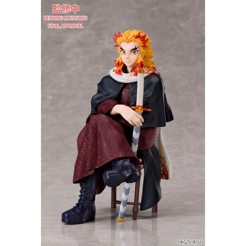 Figura Kyojuro Rengoku - Demon Slayer: Kimetsu No Yaiba 16cm