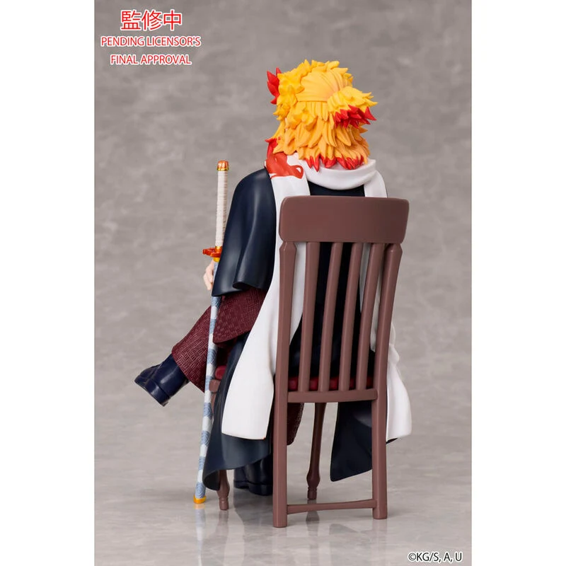 Figura Kyojuro Rengoku - Demon Slayer: Kimetsu No Yaiba 16cm