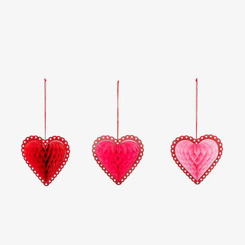 Paper honeycomb hearts for hanging - 3 pcs